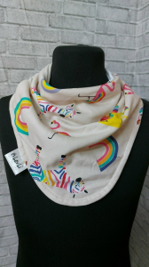 Непромокаемый слюнявчик Lavli 