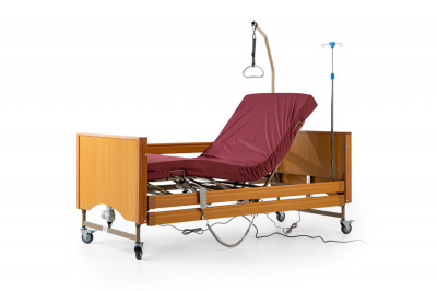 Функциональная электрическая кровать для лежачих больных Vermeiren LUNA с функцией CPR