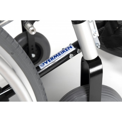 Кресло-коляска инвалидная EclipsX4