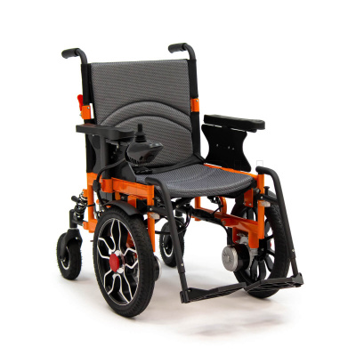 Кресло-коляска с электроприводом MET VERSA